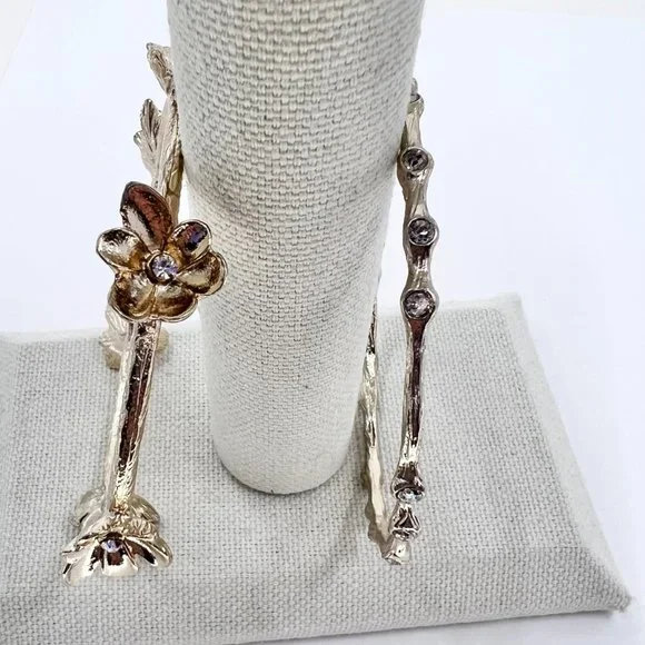 Set of 2 - Shiny Textured Gold Tone Flower & Jeweled Bangle Bracelets - Picture 5 of 7